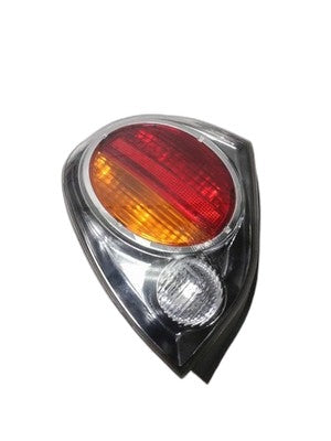 Maxima Tail Light Assembly Left 2002-2003 Quarter Panel Mounted