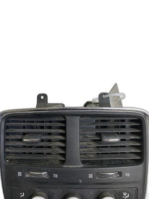 2014 Caravan Center Dashboard Air Vent Assembly