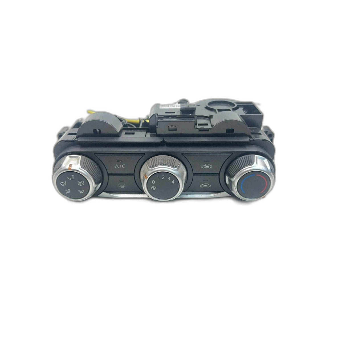 Heater A/c Control NISSAN KICKS 18-23 See Pics for Imperfections