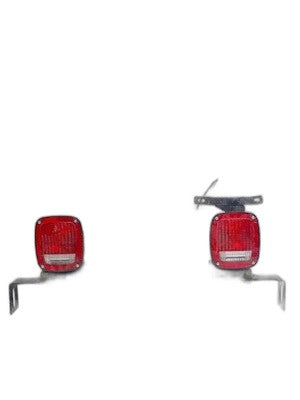 Tail Light Assembly Chevy Silverado 1500 RL 00