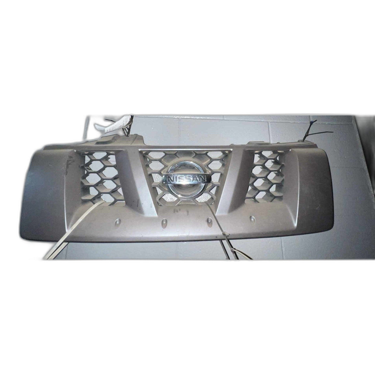 Grille NISSAN PATHFINDER 05 06 07