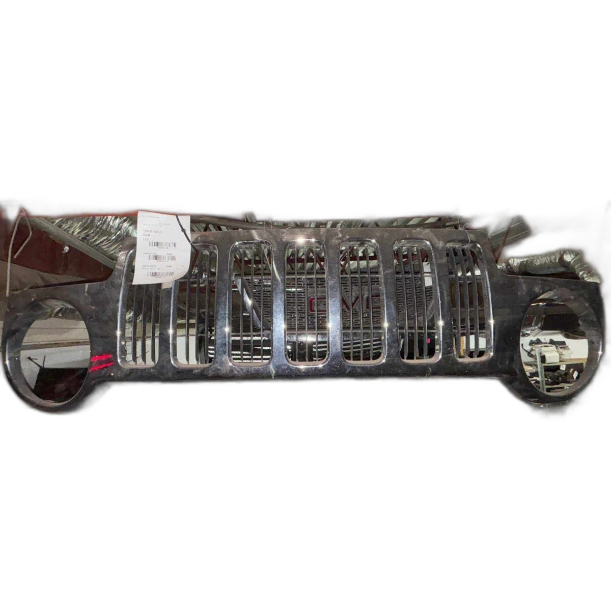 Grille JEEP LIBERTY 05 06 07 See Pics
