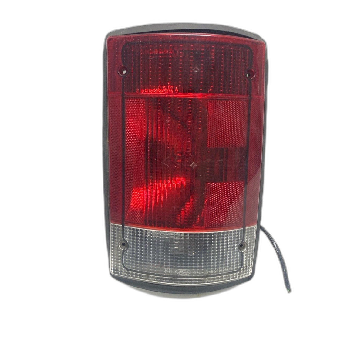 92-04 FORD VAN E150 Tail Light Assembly Right See Pics for Imperfections
