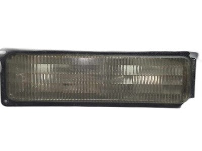 Left Front Turn Signal Parking Light Assembly - Fits Chevy Tahoe & Pickup 94-00