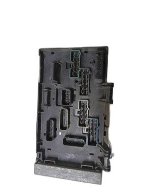 DAIMLERCHRYSLER Town & Country Engine Fuse Box Control Module 04748478AC
