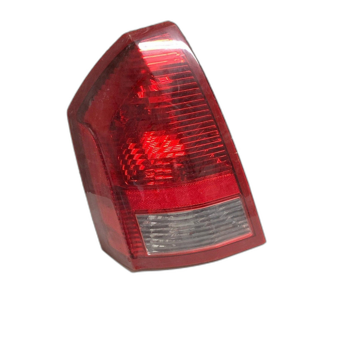 Tail Light Assembly CHRYSLER 300 Left 05 06 07 See Pics for Imperfections