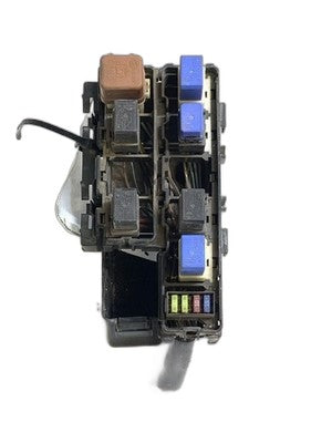 Armada Engine Fuse Box Relay Block Assembly 2004-2007