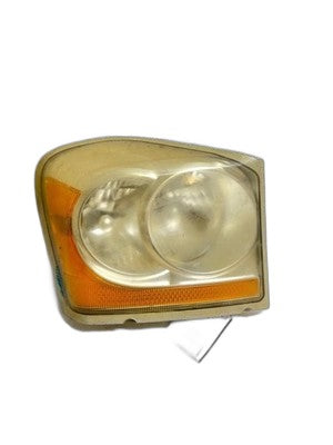 Durango Right Hand Side Headlight Assembly (2004-2005)