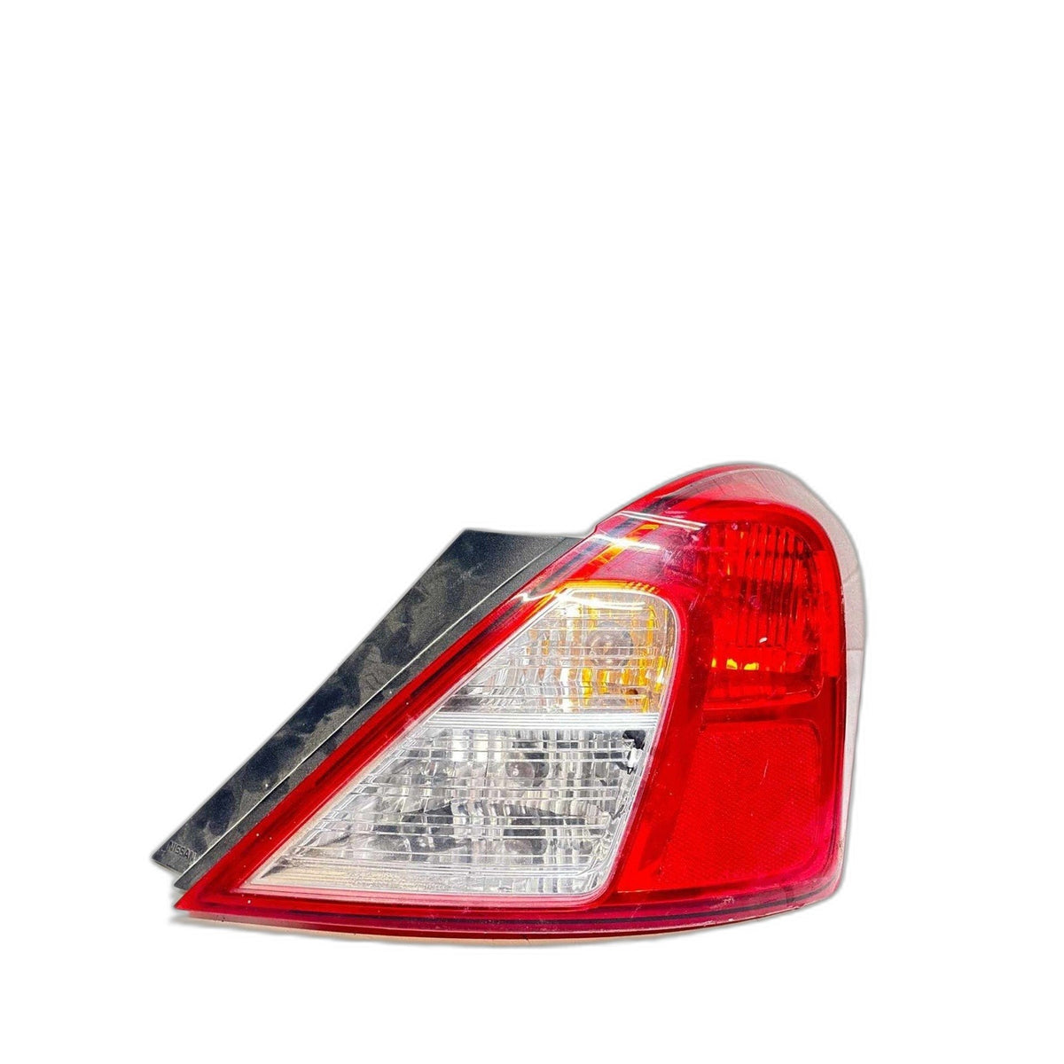 Tail Light Assembly NISSAN VERSA Right 12-19 See Pics for Imperfections