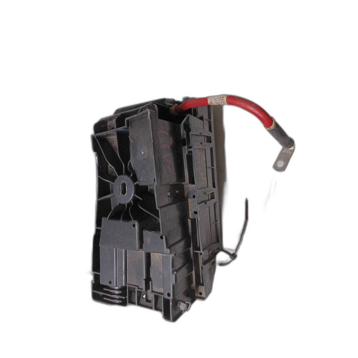 Engine Fuse Box CHEVY CRUZE 11 12