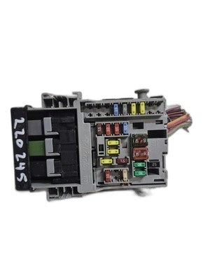 GM Chevrolet Cruze Cabin Fuse Box 2013