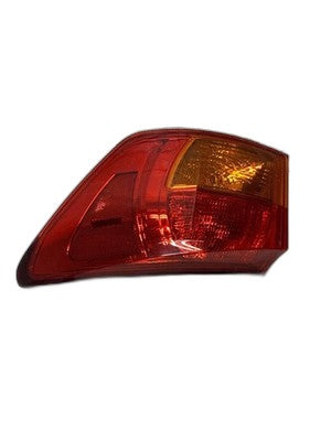 IS250 Right Tail Light Assembly 2006-2008 Quarter Panel Mounted