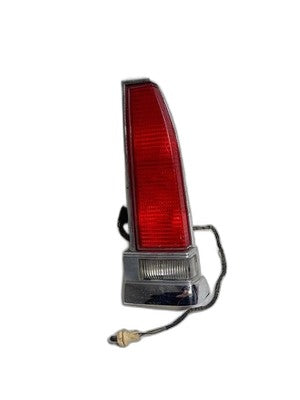 New Yorker RWD Right Tail Light Assembly 1982-1989