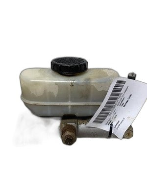 Ford Brake Master Cylinder With Reservoir - Ford F150 1997-1999