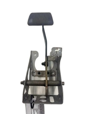 Chrysler PT Cruiser Brake Pedal Assembly 2001-2010