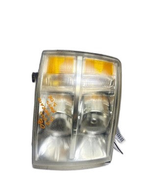 Chevy Silverado 2500 Passenger Side Headlight Assembly (2007-2014)