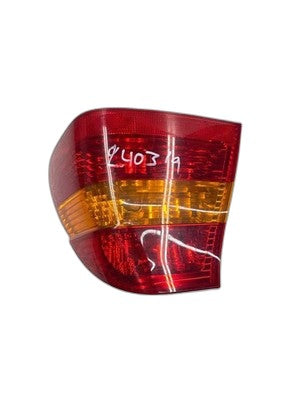 325I Right Tail Light Assembly (02-05) - Quarter Panel Mounted