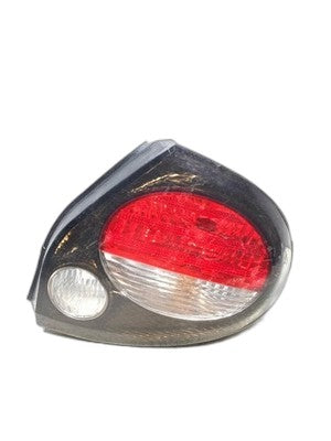 Maxima Left Tail Light Assembly 2000-2001