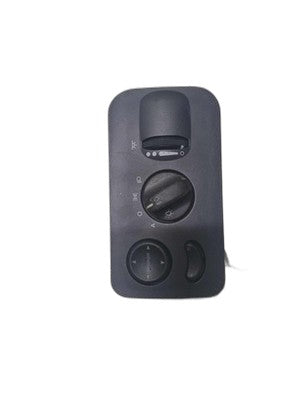 Town & Country Headlight Switch and Mirror Control Module 2004