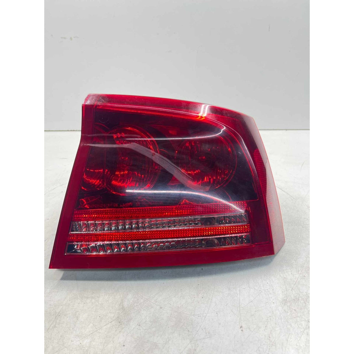 Tail Light Assembly DODGE CHARGER Right 06 07 08 See Pics for Imperfections