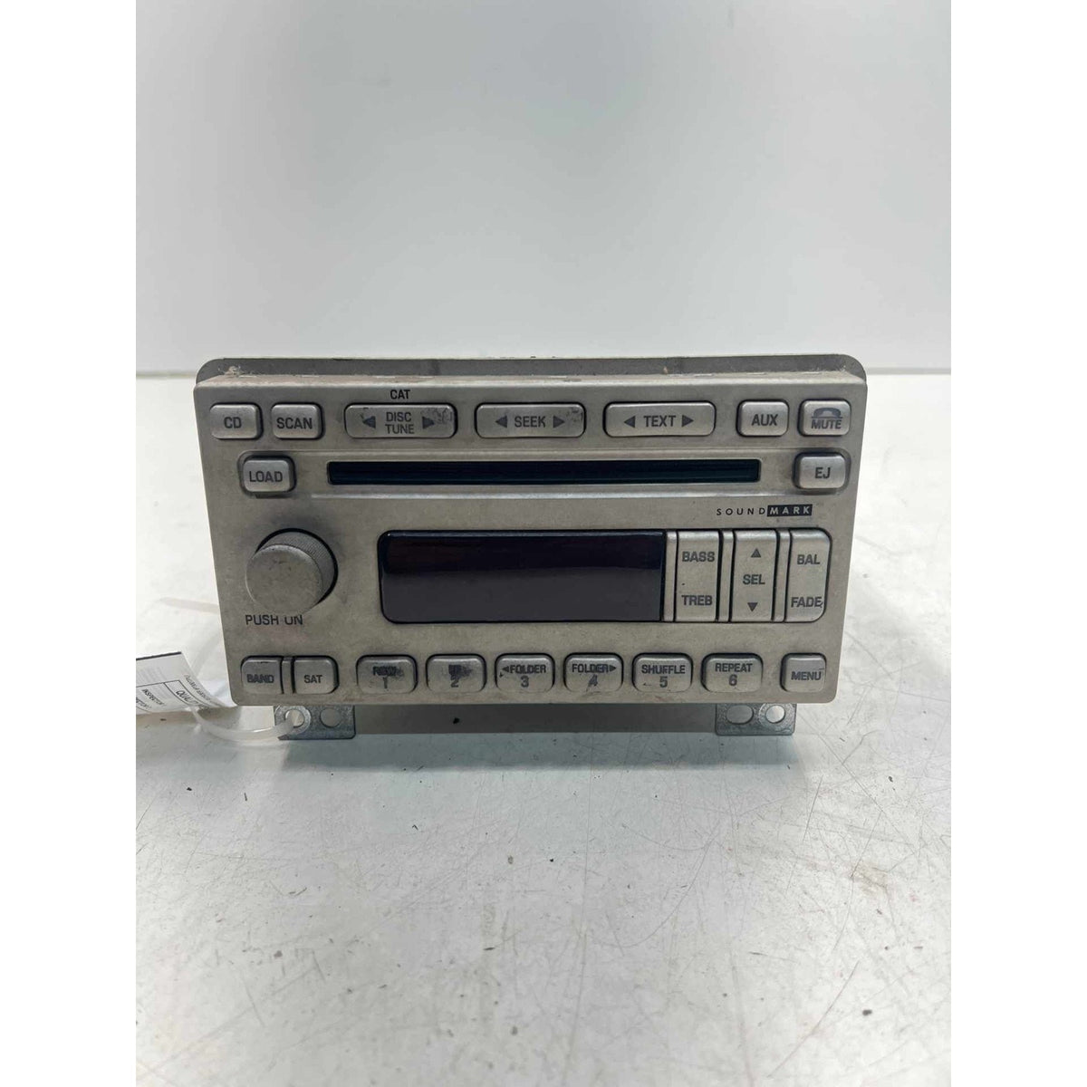 Audio & Visual Equip.(radio) LINCOLN NAVIGATOR 05 See Pics