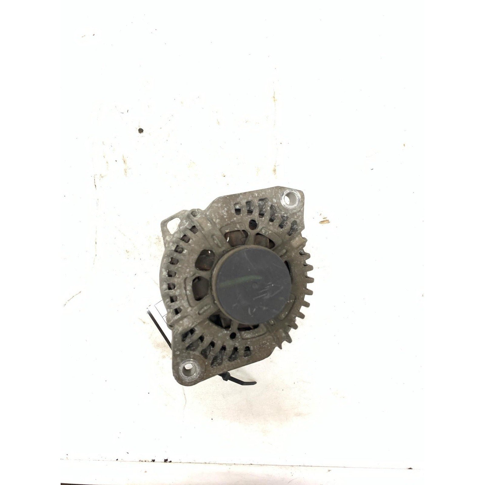 11 12 13 HYUNDAI SONATA Alternator 37300-2g600
