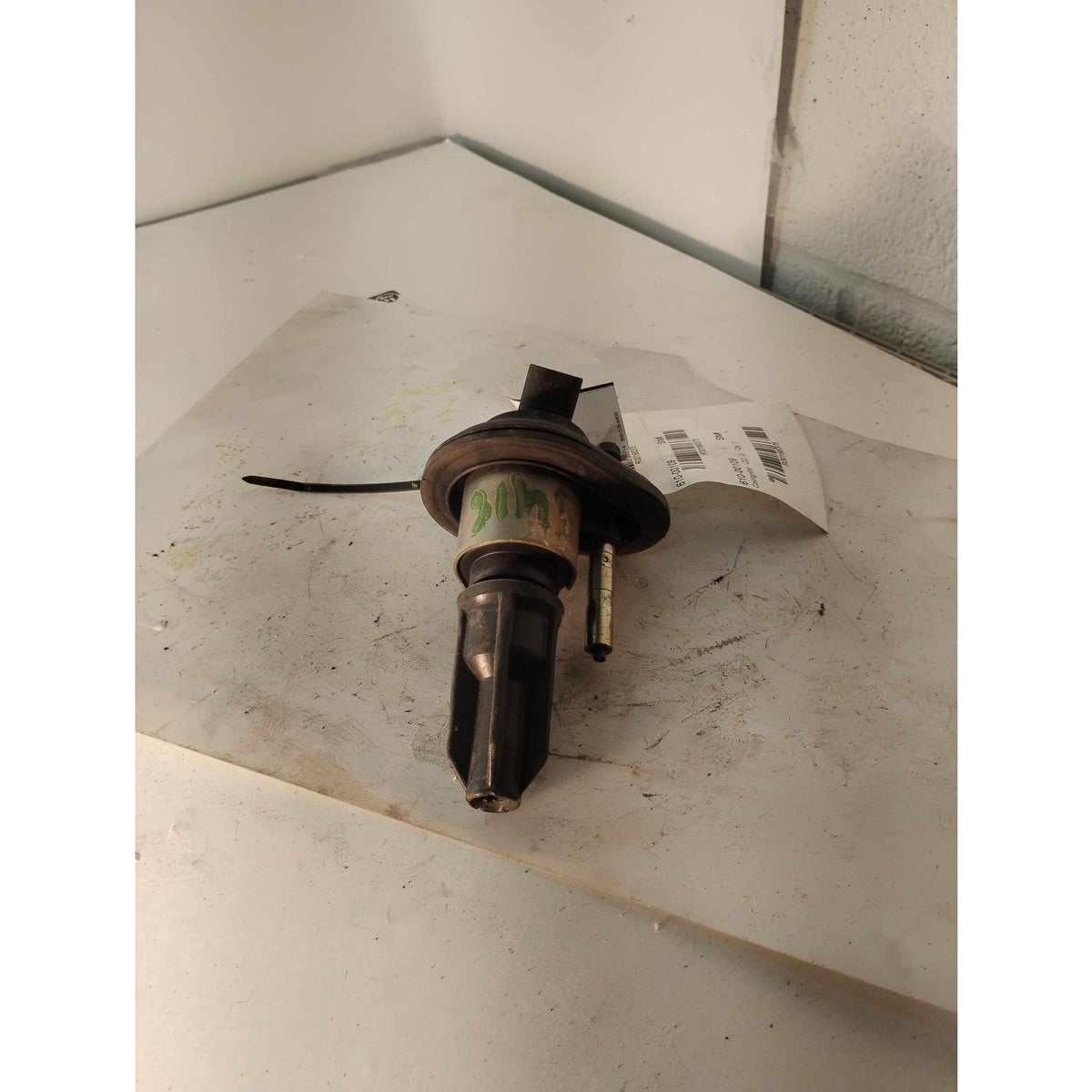 Used Ignition Coil/ignitor TRAILBLAZER 02 03 04 05 - photo 1