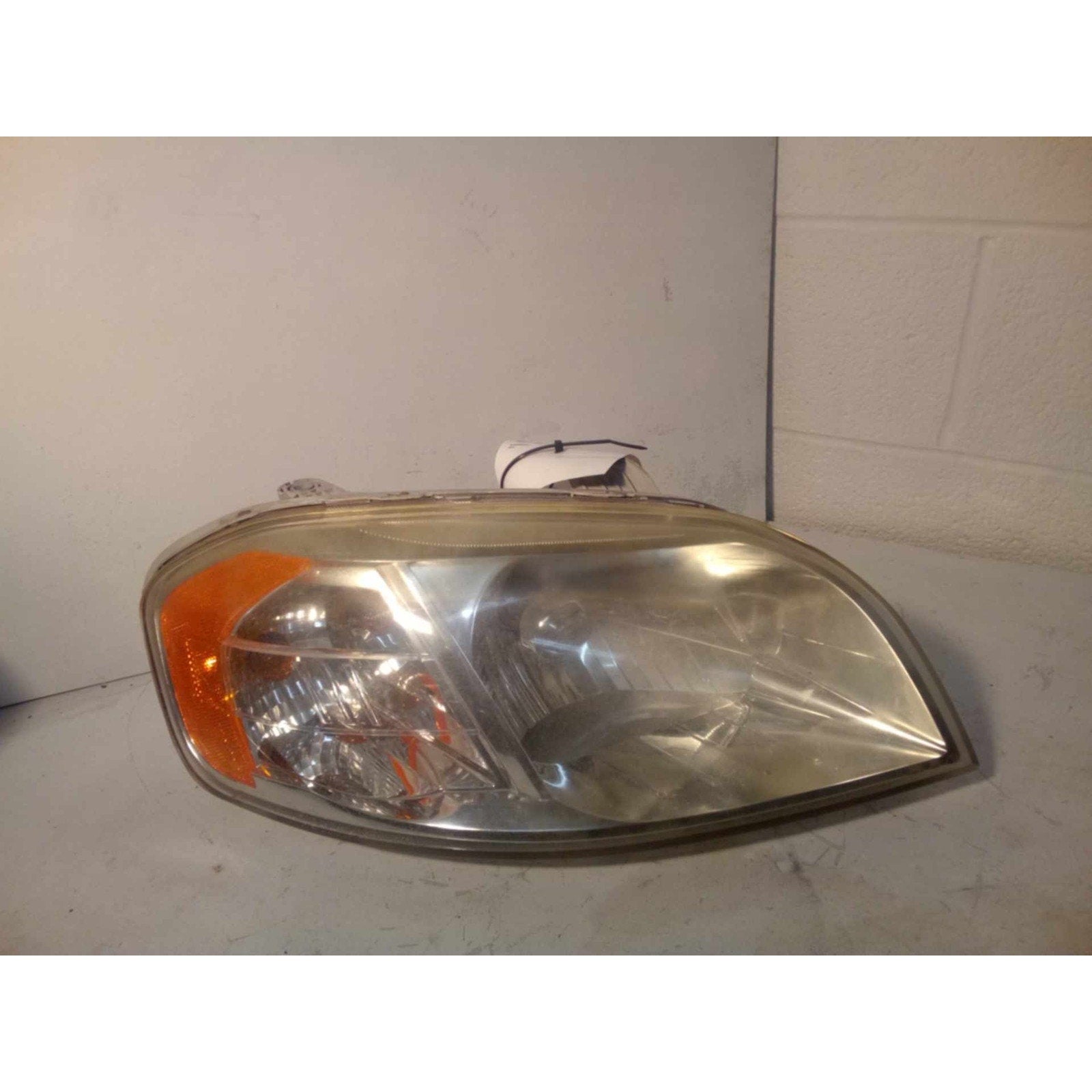 Headlamp Assembly CHEVY AVEO Right 07 08 09 10 11 See Pics for Imperfections