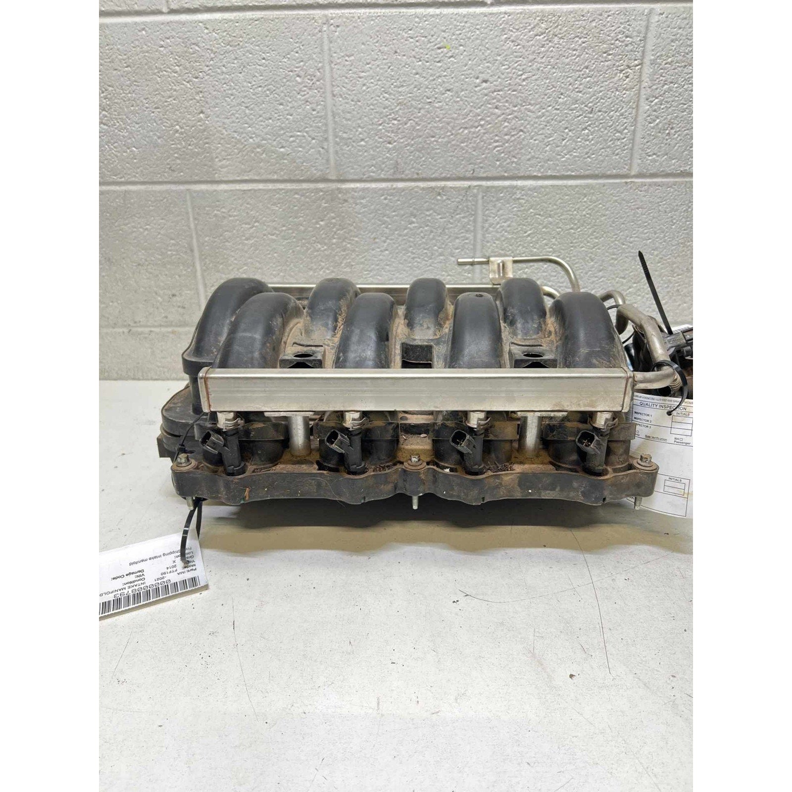 Fuel Injection Rail FORD PICKUP F150 14