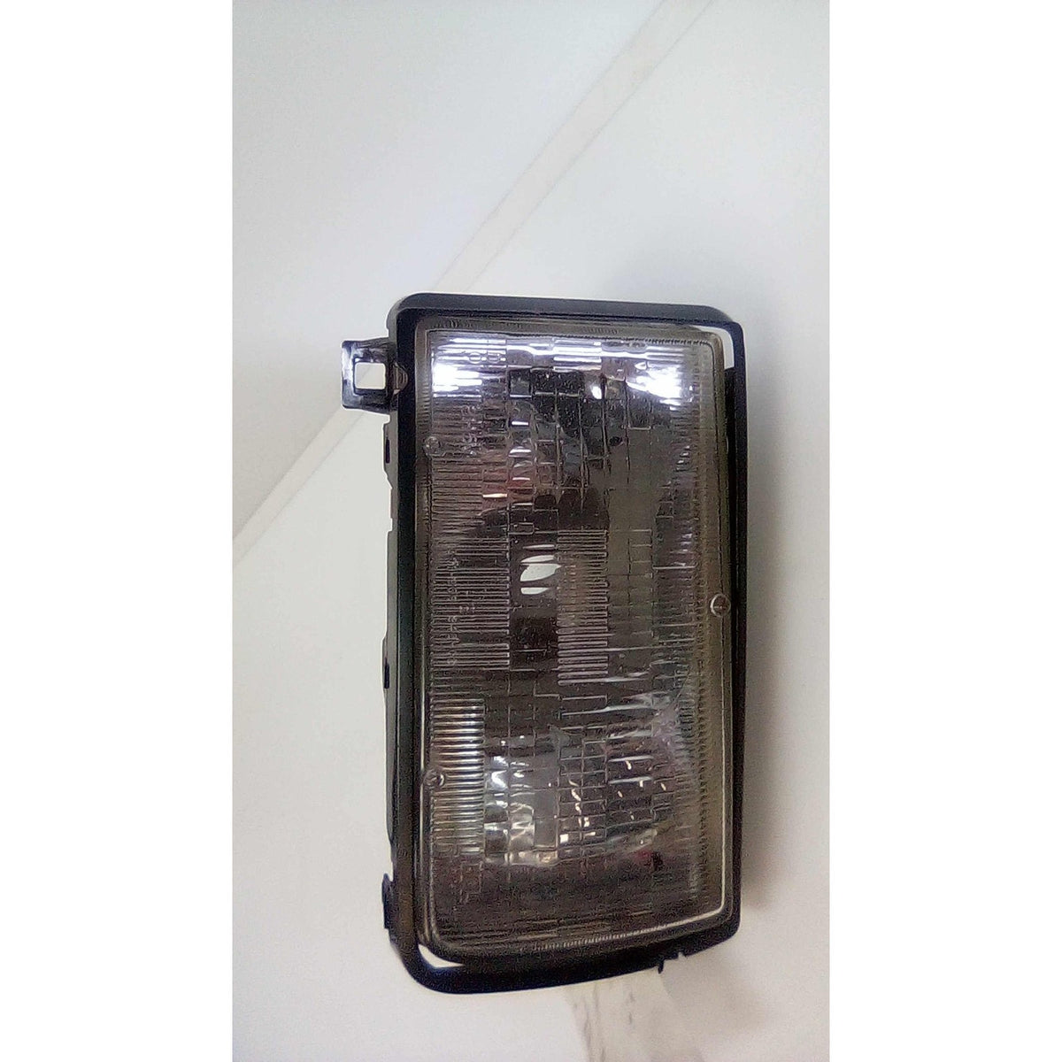 Used Headlamp Assembly HONDA PASSPORT Right 94 95 96 97 - photo 1