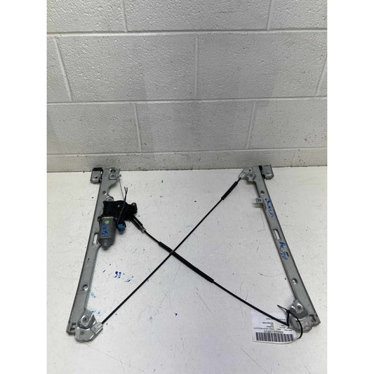Used Front Door Regulator CHEVY SILVERADO 1500 Right 99-07 - photo 1