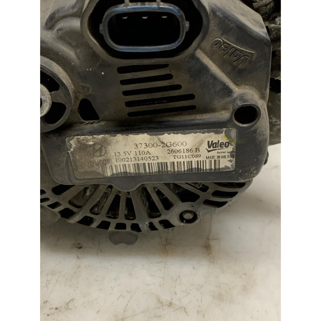 11 12 13 HYUNDAI SONATA Alternator 37300-2g600