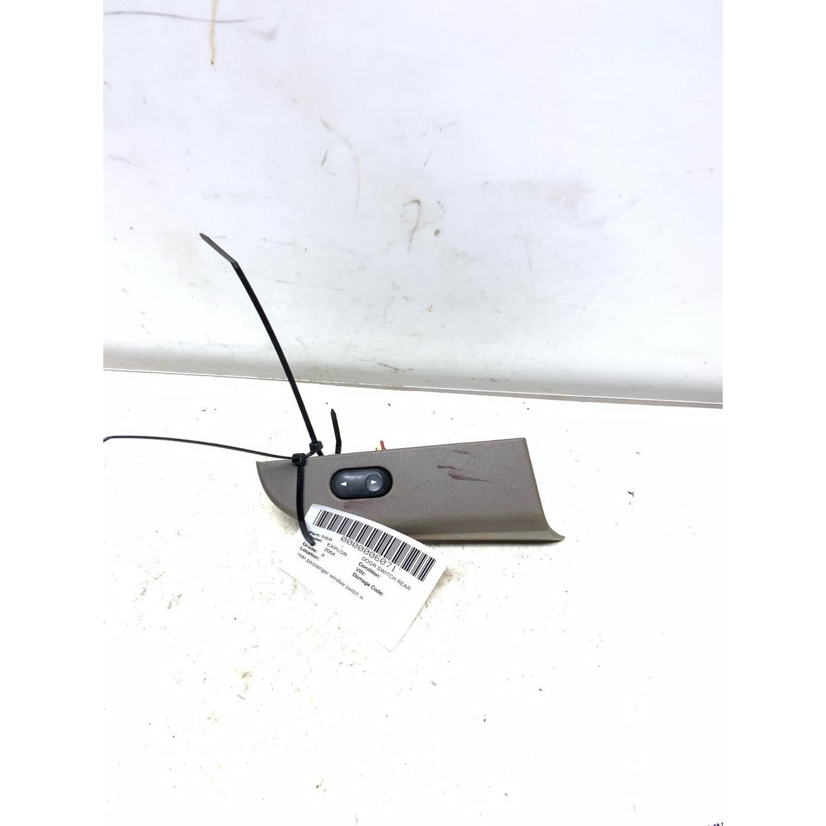 Used Door Switch Rear FORD EXPLORER 04 - photo 1